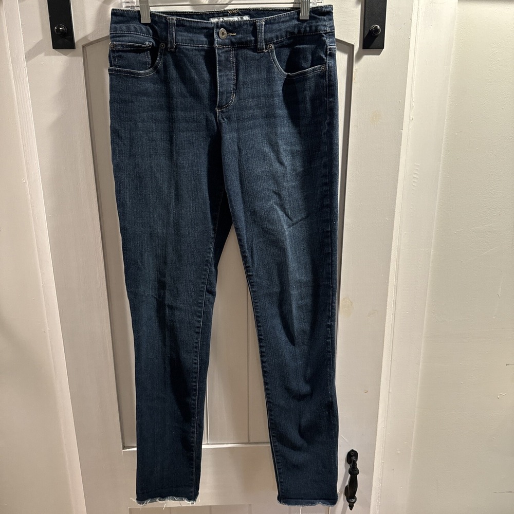 Chico's Platinum Jeans Womens 0.5 Tall Dark Blue Straight Leg Frayed Hem 32x31